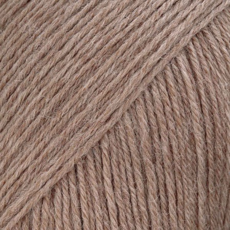 Пряжа Люблю вязать 'Брусника' носочная 100гр 400м (75% шерсть, 25% нейлон) (818 бежевый)