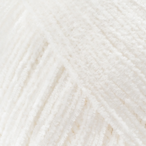 Пряжа Люблю вязать 'Микровелюр' 100г 550м (100% микрополиэстер) (020 молочный)