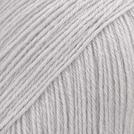 Пряжа Люблю вязать 'Брусника' носочная 100гр 400м (75% шерсть, 25% нейлон) (901 светло-серый)