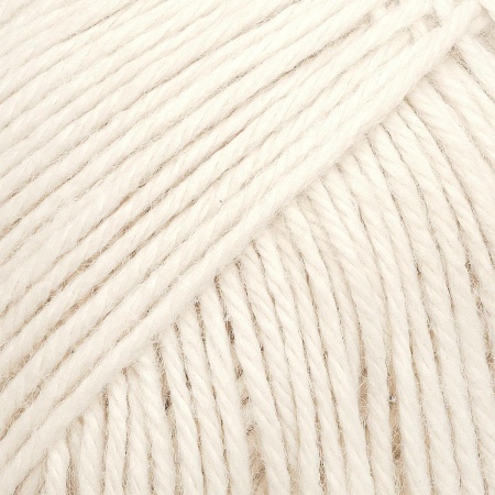 Пряжа Люблю вязать 'Фитнес 100' 50гр 100м (100% Полиэстер) (001 белый)